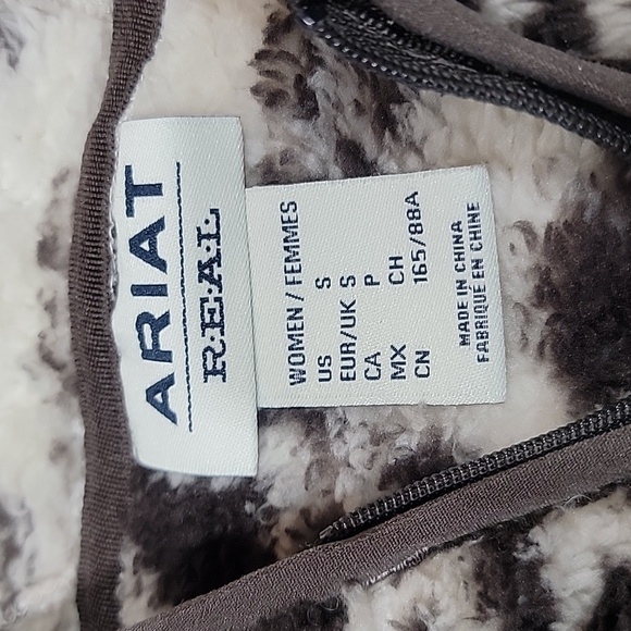 Ariat Minky Fleece Pullover - Picture 9 of 14